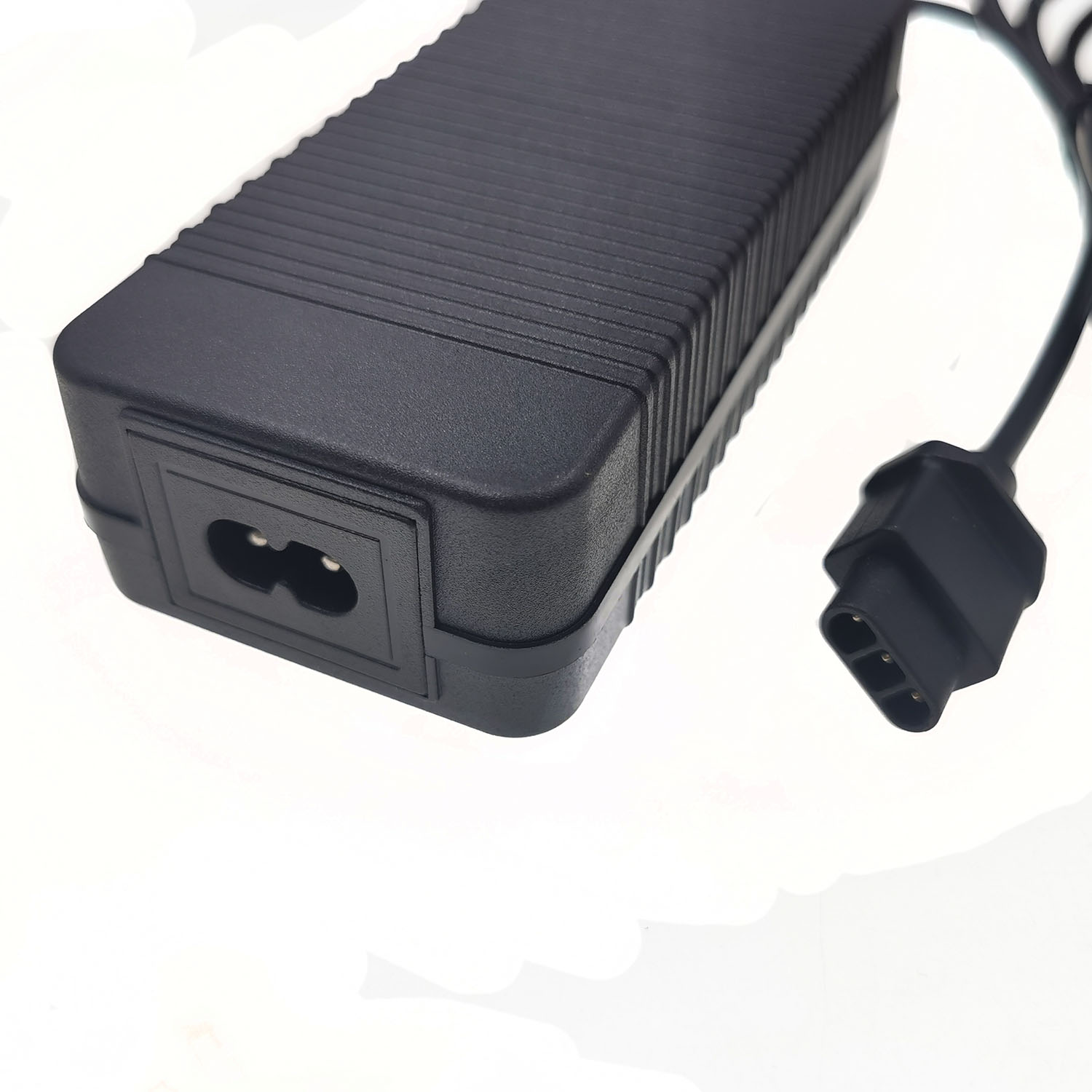 Carregador de bateria para bic - Electric Scooter Charger avaliação e preço